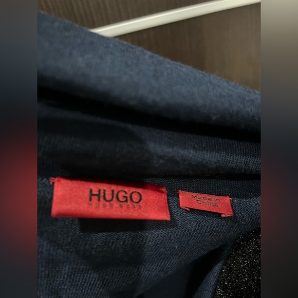 Hugo Boss cardigan - Picture 2 of 3